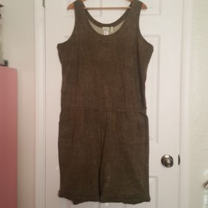 LOGO LOUGE by Lori Goldstein Romper Size 1X